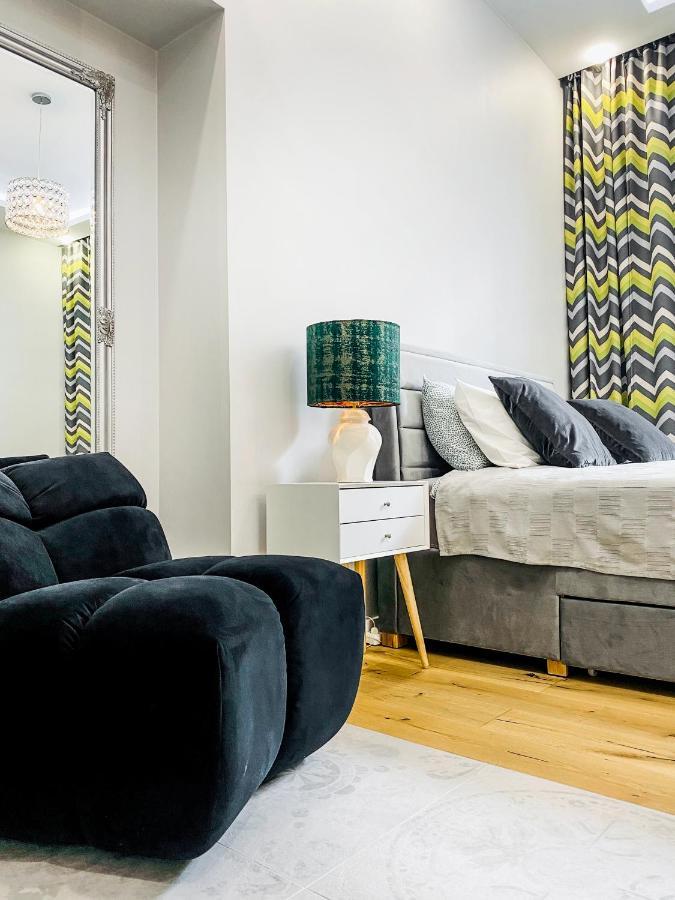 Charming Studio With Air Conditioning, Old Town & Kazimierz Krakau Buitenkant foto