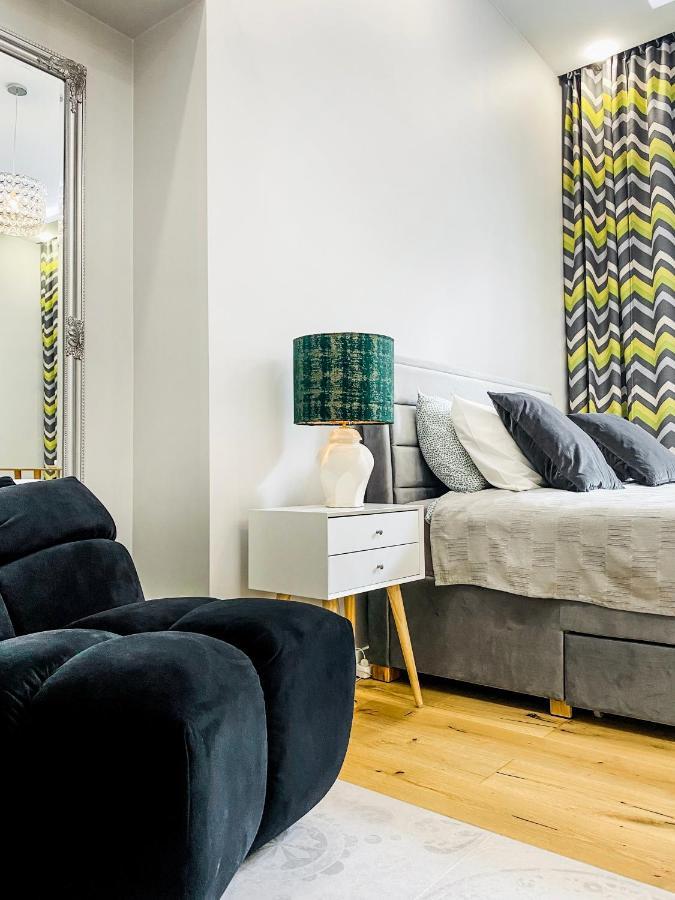 Charming Studio With Air Conditioning, Old Town & Kazimierz Krakau Buitenkant foto