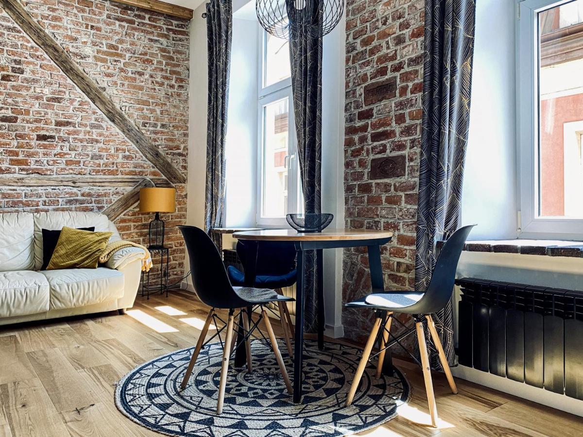 Charming Studio With Air Conditioning, Old Town & Kazimierz Krakau Buitenkant foto