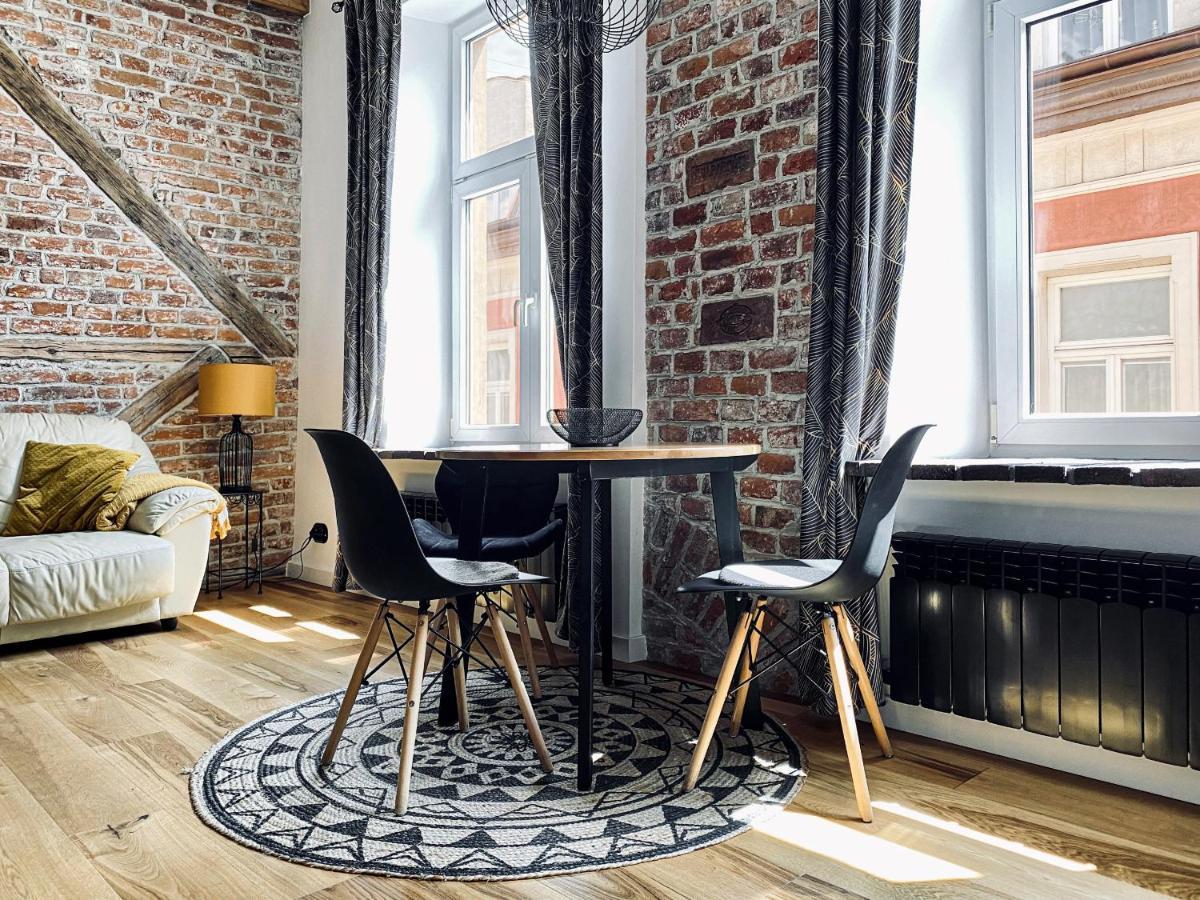 Charming Studio With Air Conditioning, Old Town & Kazimierz Krakau Buitenkant foto