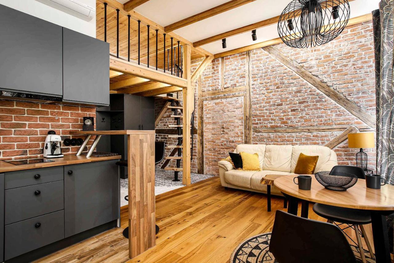Charming Studio With Air Conditioning, Old Town & Kazimierz Krakau Buitenkant foto